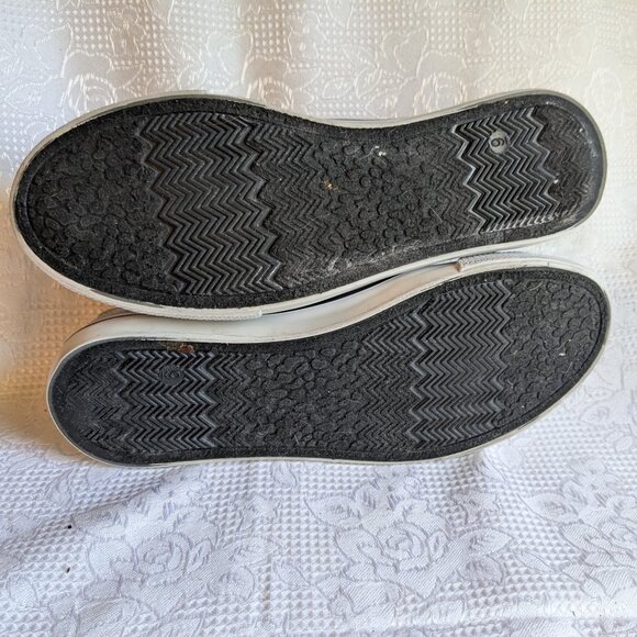 Converse Chuck Taylor Low Top Classic Gray Size 9 - Picture 3 of 10